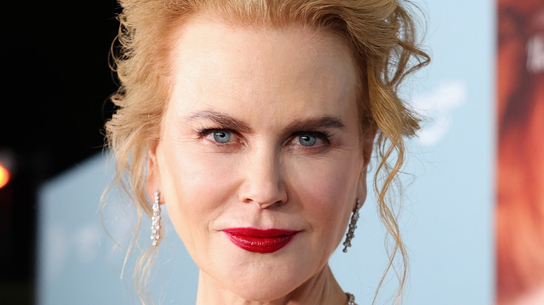 Nicole Kidman poses on the red carpet