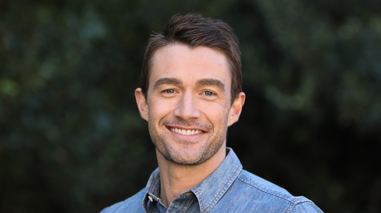 Robert Buckley smiling