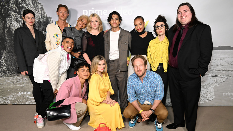 The Wilds cast posing at a screening