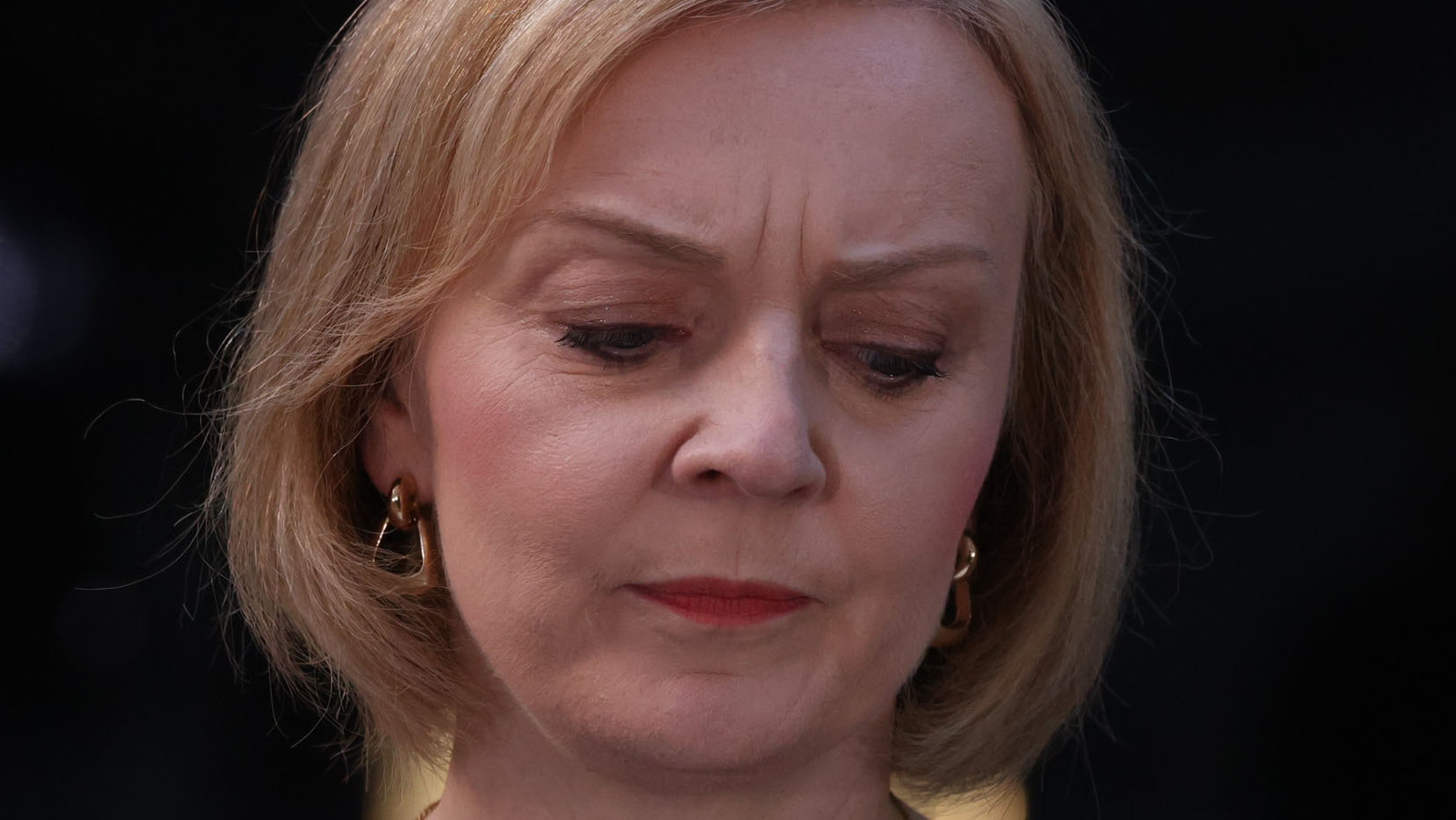 The Haunting Moment Liz Truss Found Out About Queen Elizabeth's Health