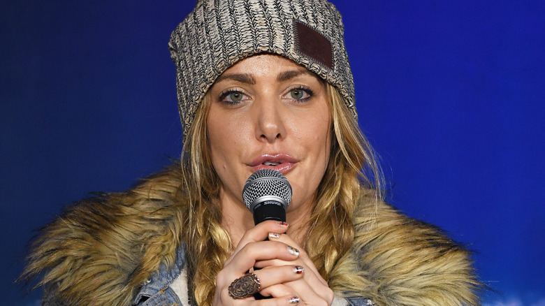 Kate Quigley performing