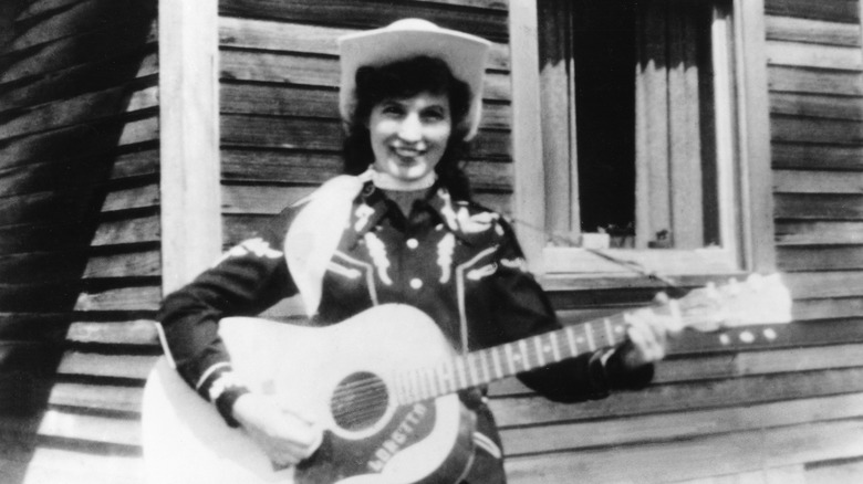Loretta Lynn vintage photo