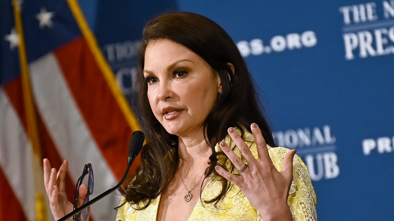 Ashley Judd speaking to press