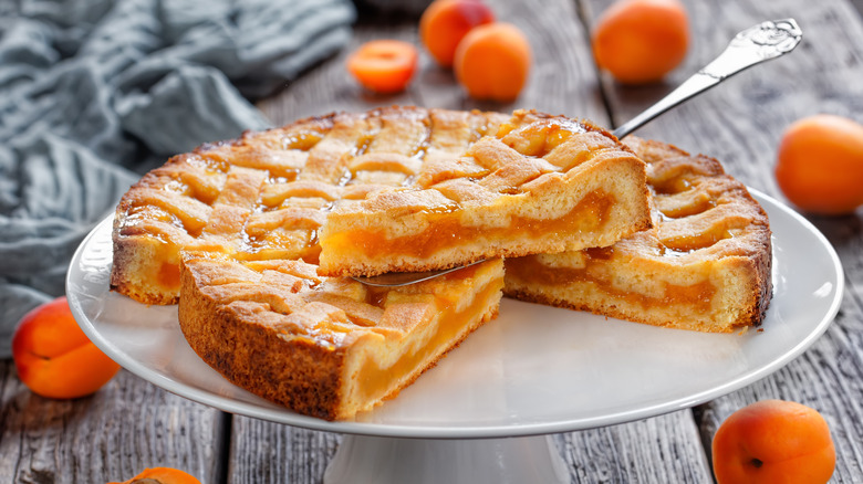 An apricot pie