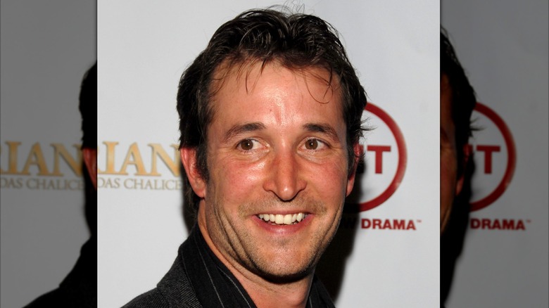 Noah Wyle smiling at an event