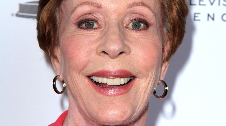 Carol Burnett smiling 