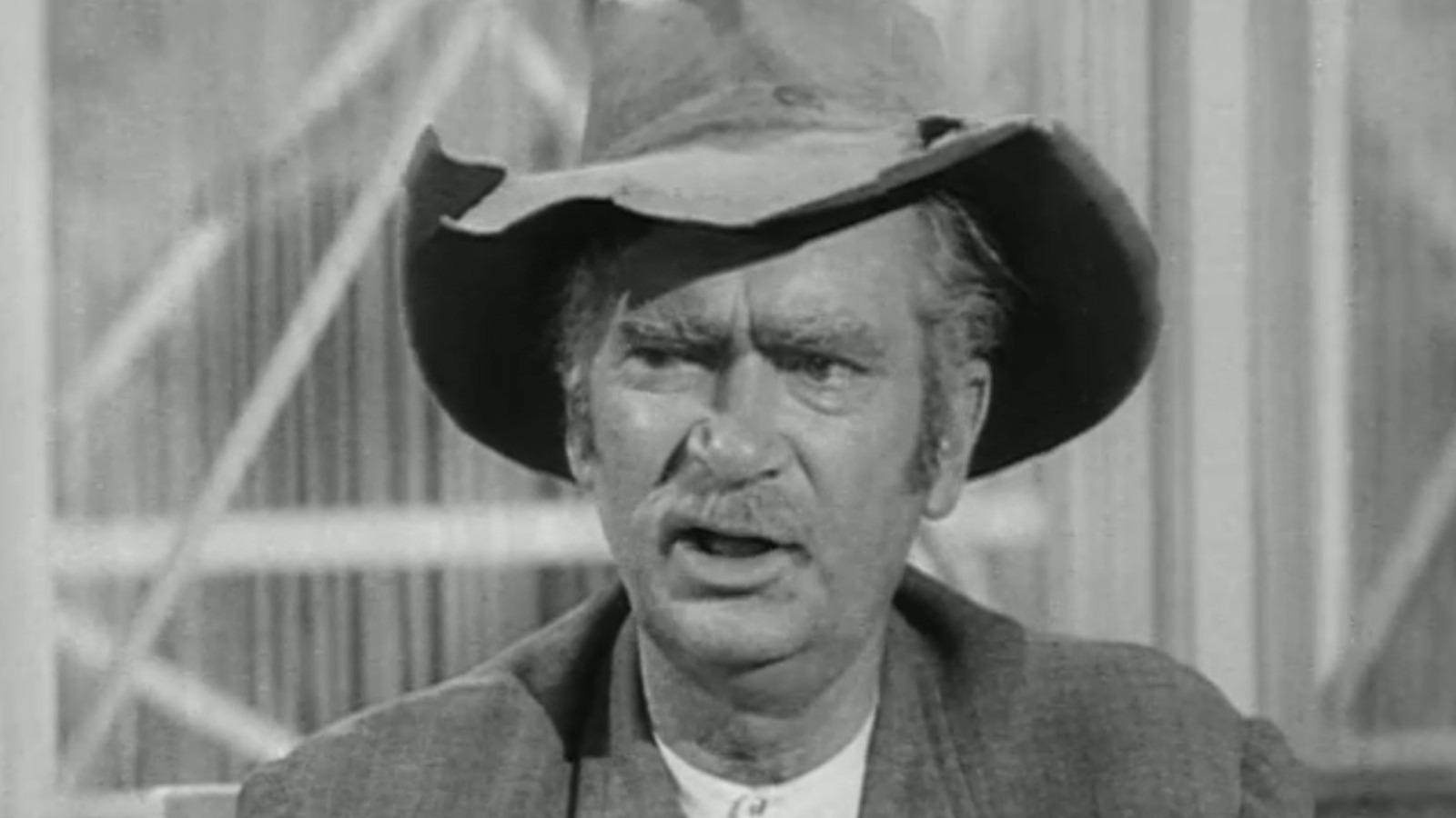 <a href="https://www.thelist.com/2280870/legendary-movie-role-beverly-hillbillies-buddy-ebsen-say-goodbye-to/" target="_blank">The Legendary Movie Role Beverly Hillbillies’ Star Buddy Ebsen Had To Say Goodbye To</a>