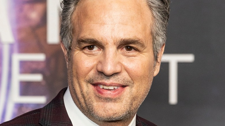 Mark ruffalo smiling on the red carpet