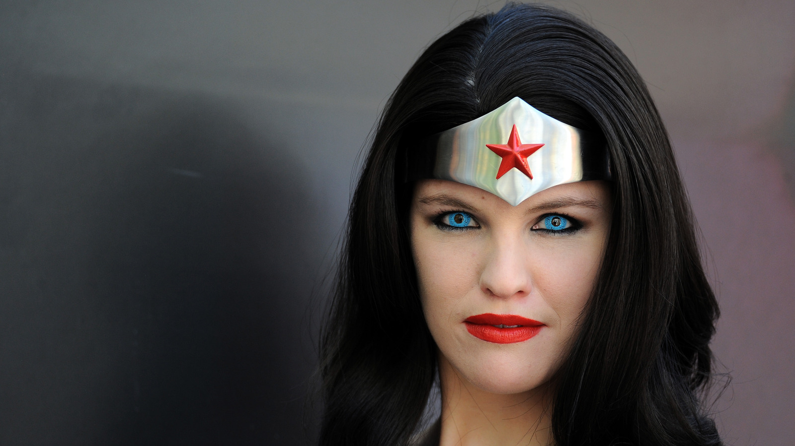 Wonder Woman Halloween Costumes: How to Create the Perfect Gal Gadot Look  for You