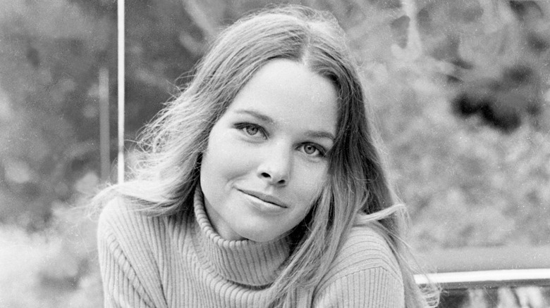 Michelle Phillips wearing a turtleneck in 1970.