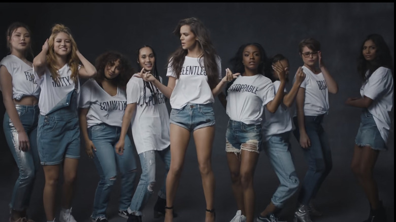 Hailee Steinfeld "Most Girls" music video