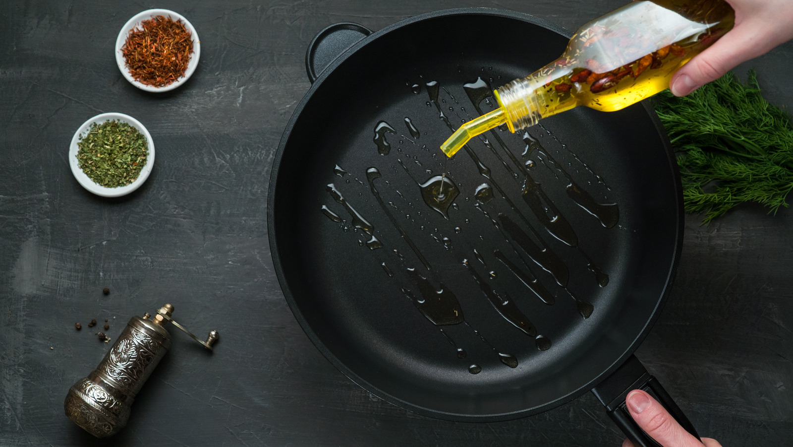 The Mistake Everyone Makes When Cooking With Oil