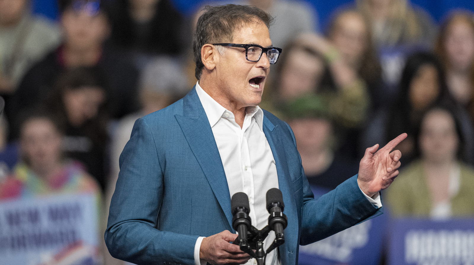 <a href="https://www.thelist.com/1728450/moment-mark-cuban-trump-relationship-turned-sour/" target="_blank">The Moment Mark Cuban’s Relationship With Trump Turned Sour</a>
