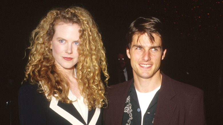 Nicole Kidman and Tom Cruise posing for photos