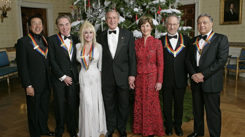Left to right, Smokey Robinson, Anrew Lloyd Webber, Dolly Parton, George W Bush, Laura Bush, Steven Spielberg, and Zubin Mehta at the White House