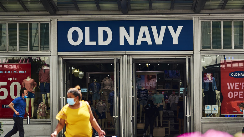 Old Navy storefront