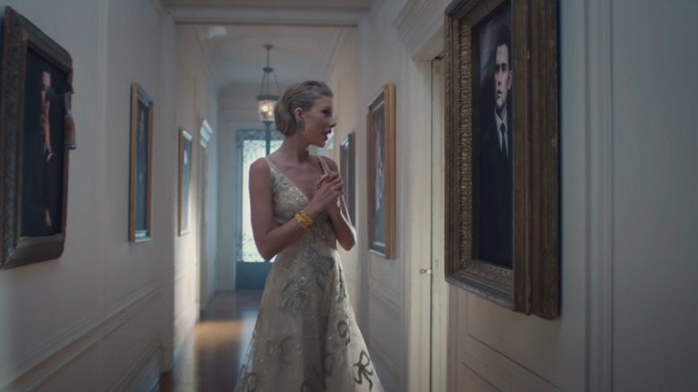 Taylor Swift in the "Blank Space" video