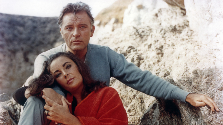 Elizabeth Taylor and Richard Burton on the set of The Sandpiper