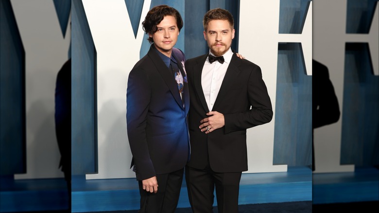 Cole and Dylan Sprouse at the 2022 Vanity Fair Oscar Party