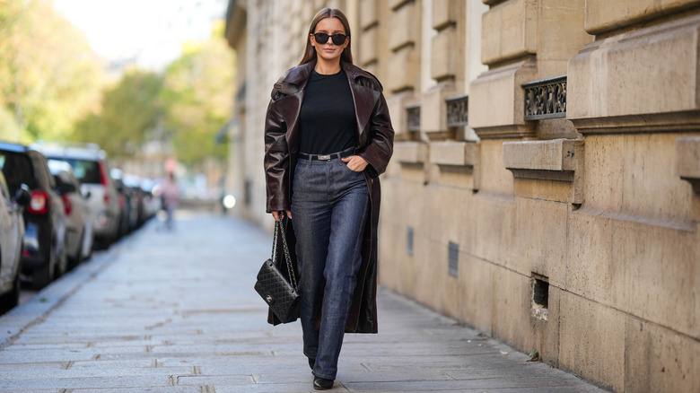 Fashionable woman walking 