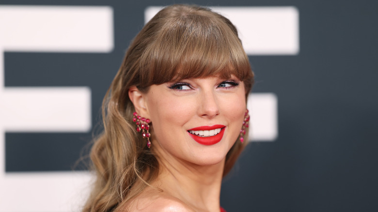 Taylor Swift smiling
