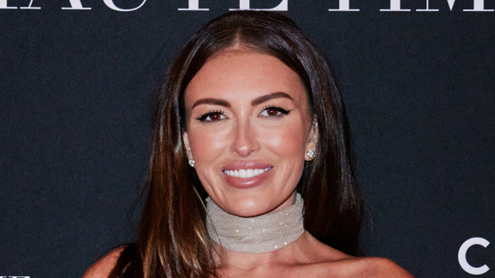 <a href="https://www.thelist.com/1824424/paulina-gretzky-inappropriate-outfits/" target="_blank">The Most Inappropriate Outfits Worn By Paulina Gretzky</a>