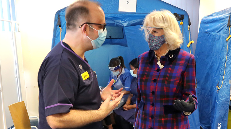 Queen Camilla visits Gloucestershire's vaccination center in 2020