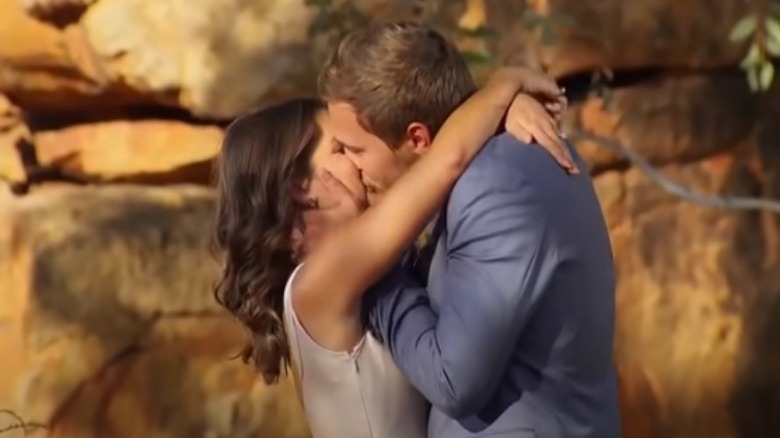 Peter Weber kissing Hannah Ann