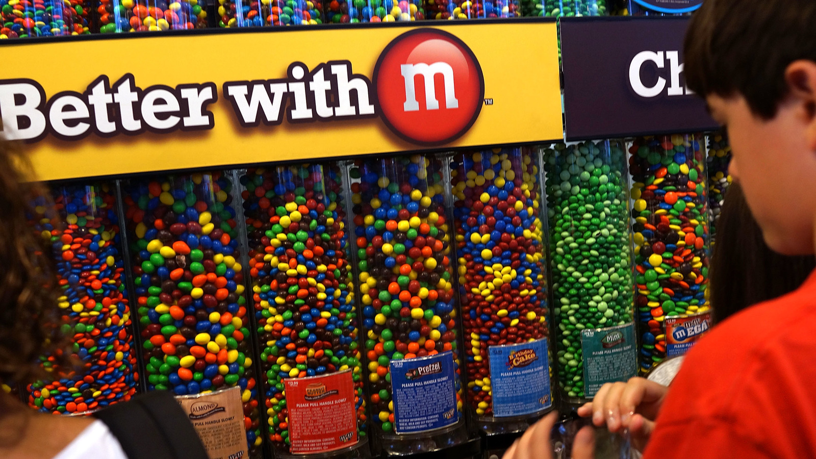 Mars Campaign Promotes New Pretzel M&Ms - The New York Times