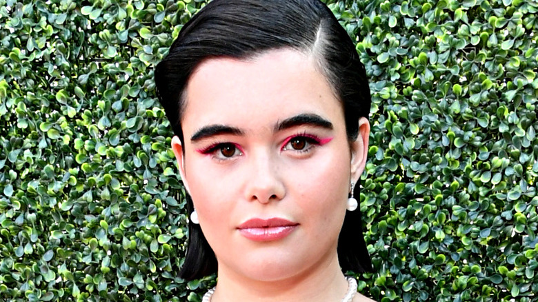 Barbie Ferreira poses on the red carpet