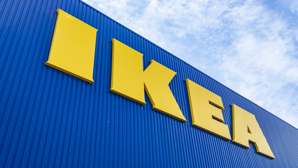 IKEA storefront 