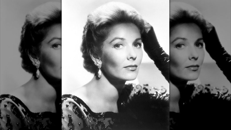 A black and white photo of Vera Miles posing.