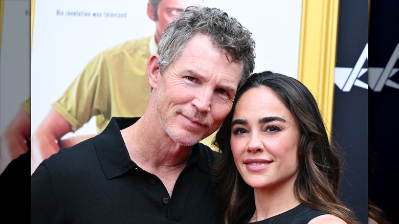 Shawn Hatosy and Kelly Albanese with their heads together.