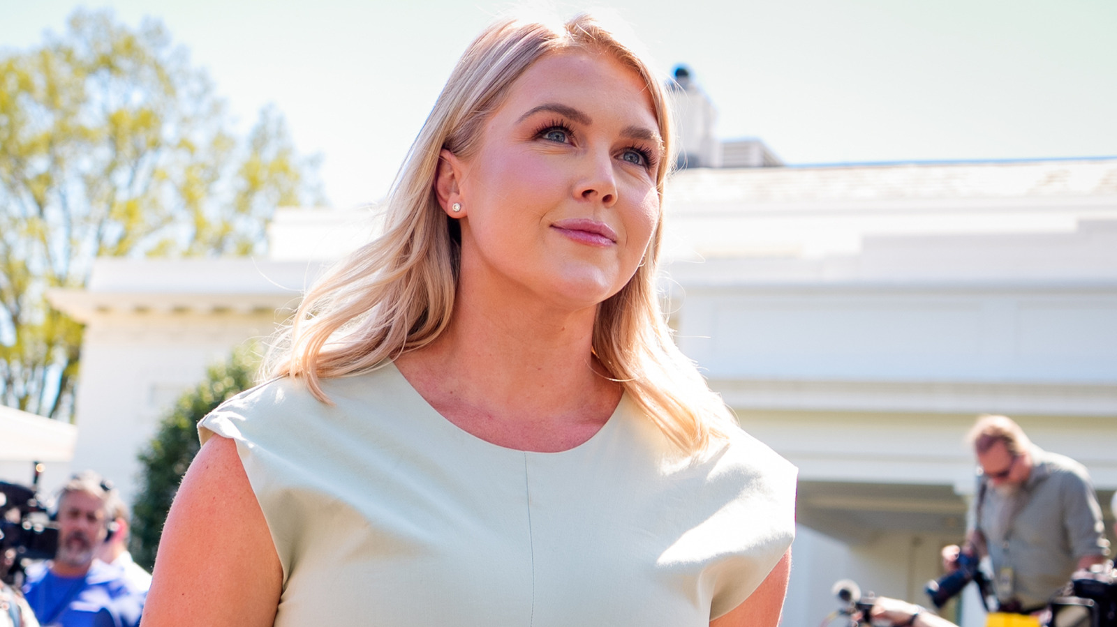 The Price Of Karoline Leavitt's Wedding Dress To Her Older Husband Is  Eyebrow-Raising