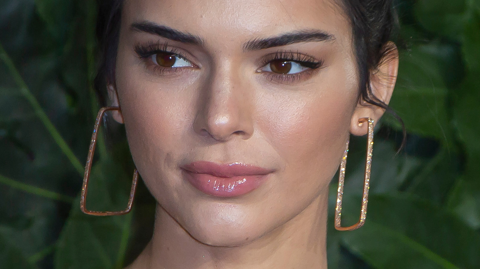 Kendall Jenner S Makeup Artist Swears