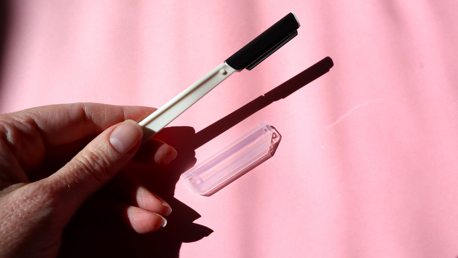 The Pros And Cons Of Face Shaving For Women