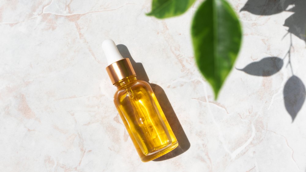 Serum bottle