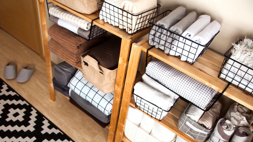 The Real Difference Between The Marie Kondo And Home Edit Organization  Methods