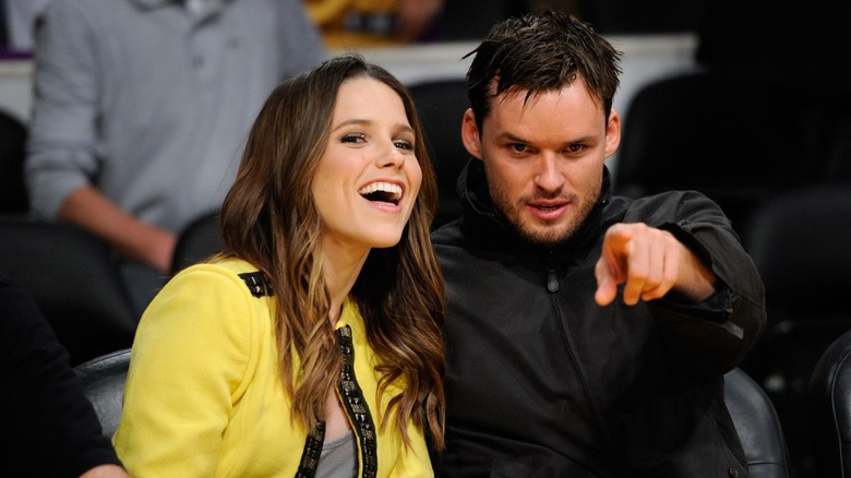 Sophia Bush and Austin Nichols at a Los Angeles Lakers game in 2011