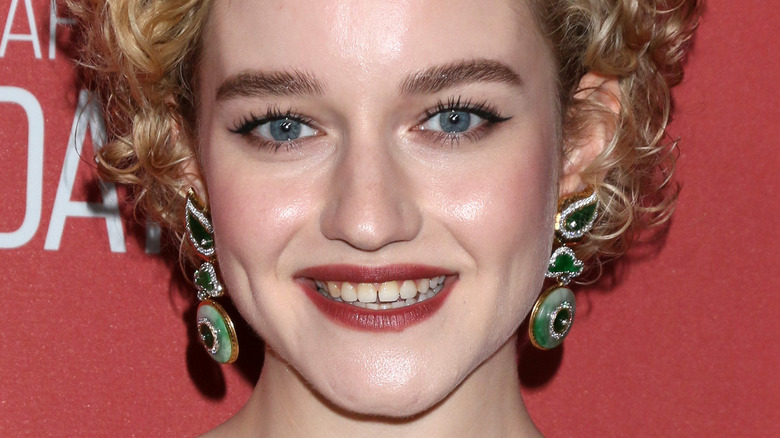 Julia Garner smiling