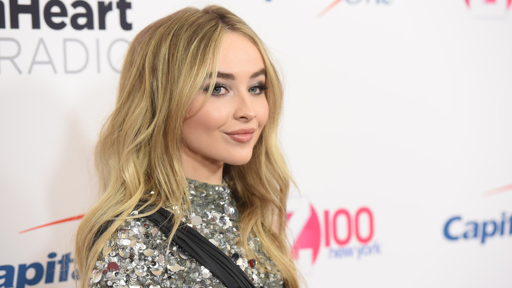 Sabrina Carpenter poses on the red carpet