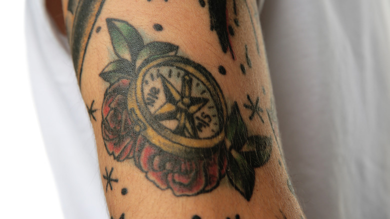 51 Compass Tattoo Designs to Ink Your Passion for Adventure  Psycho Tats