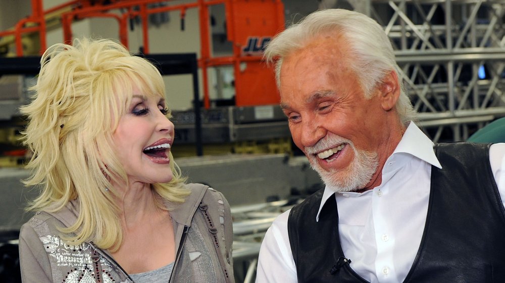 Dolly Parton and Kenny Rogers 