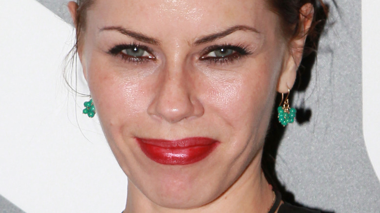 Fairuza Balk smiles on the red carpet