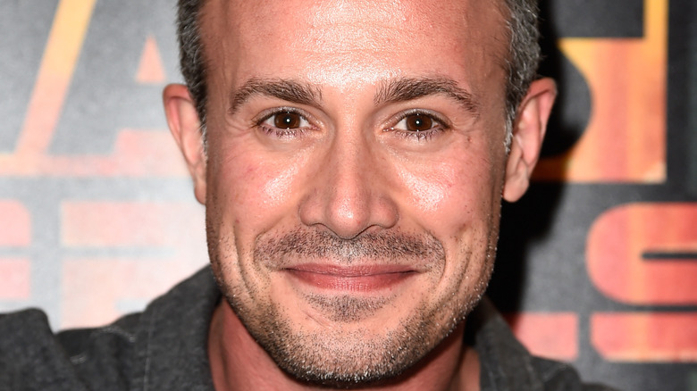 Freddie Prinze Jr. on the red carpet