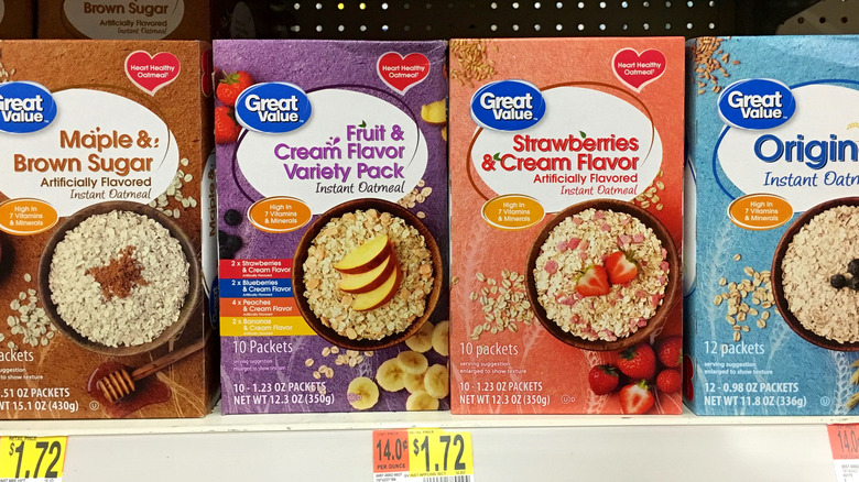 Generic cereals on a store shelf