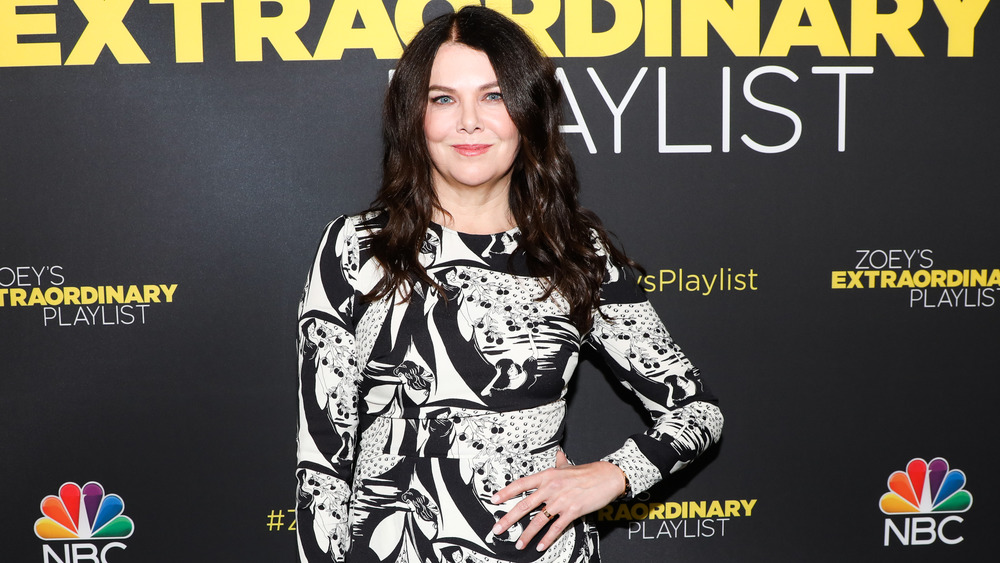 Lauren Graham smiling red carpet