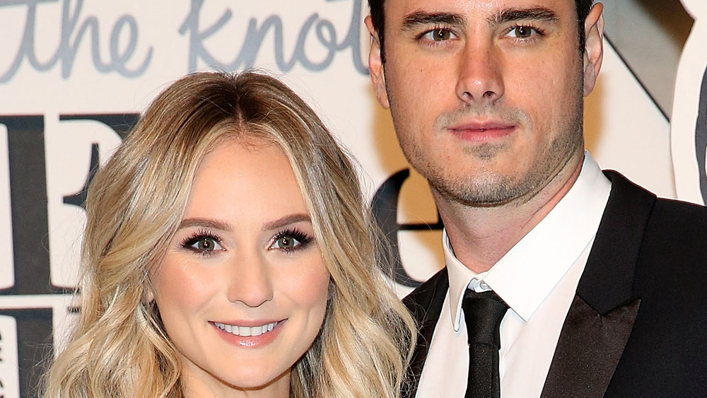 Ben Higgins and Lauren Bushnell smile when they were together