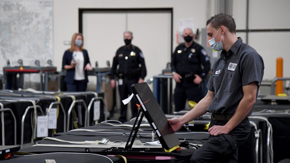 Mail-in ballot counting in Nevada