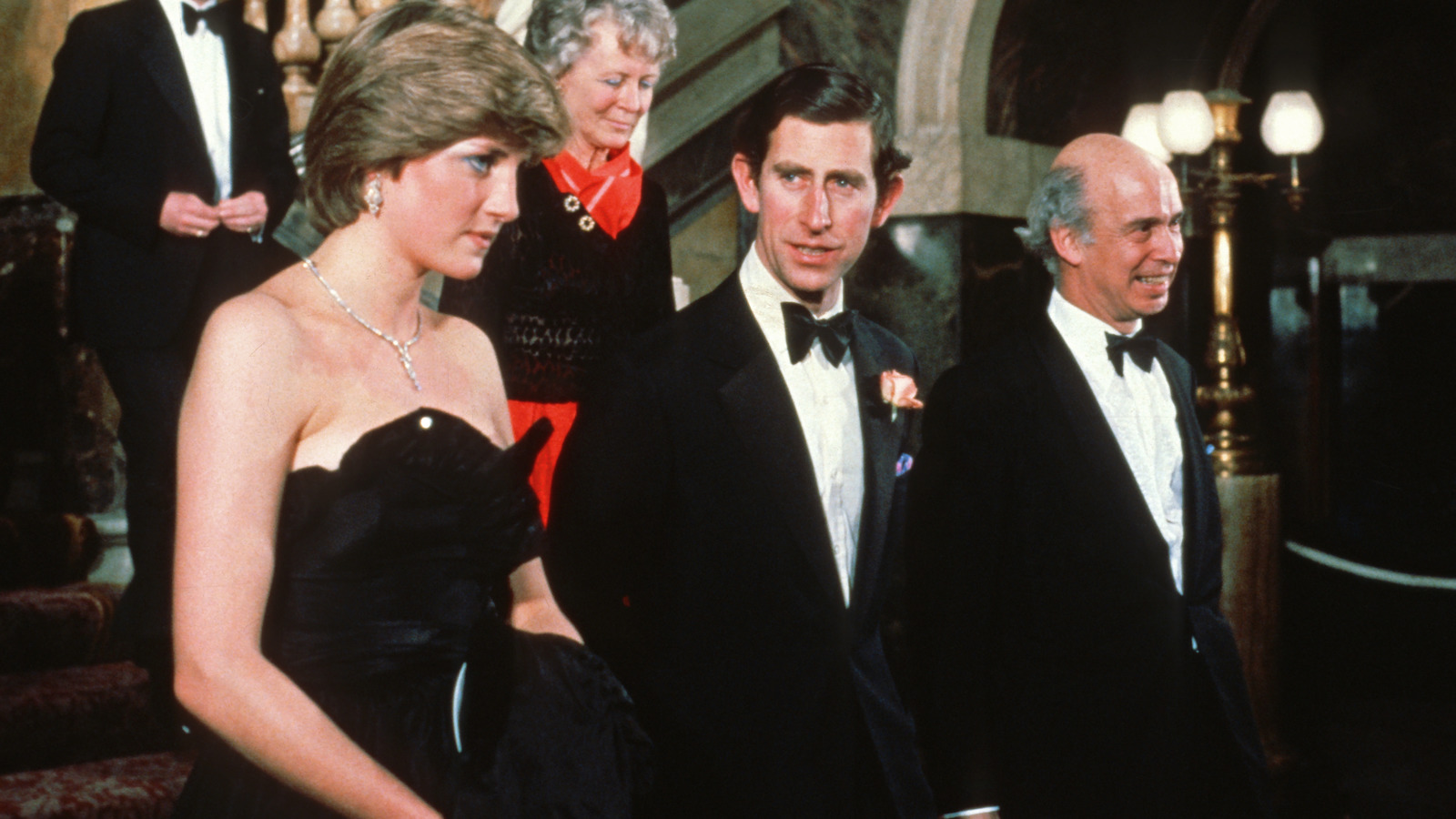 Stumble length Archeological The Real Reason Princess Diana Was Criticized For Wearing Black
